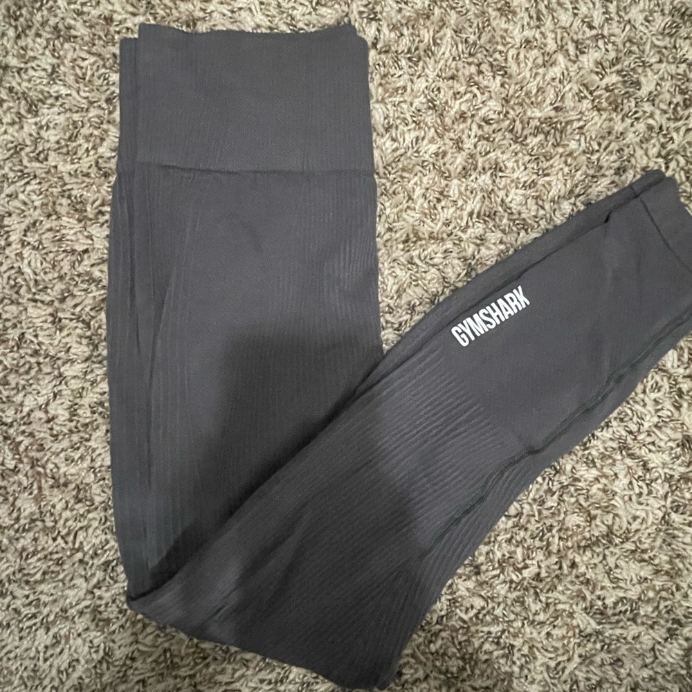 Gymshark power down leggings (gray)